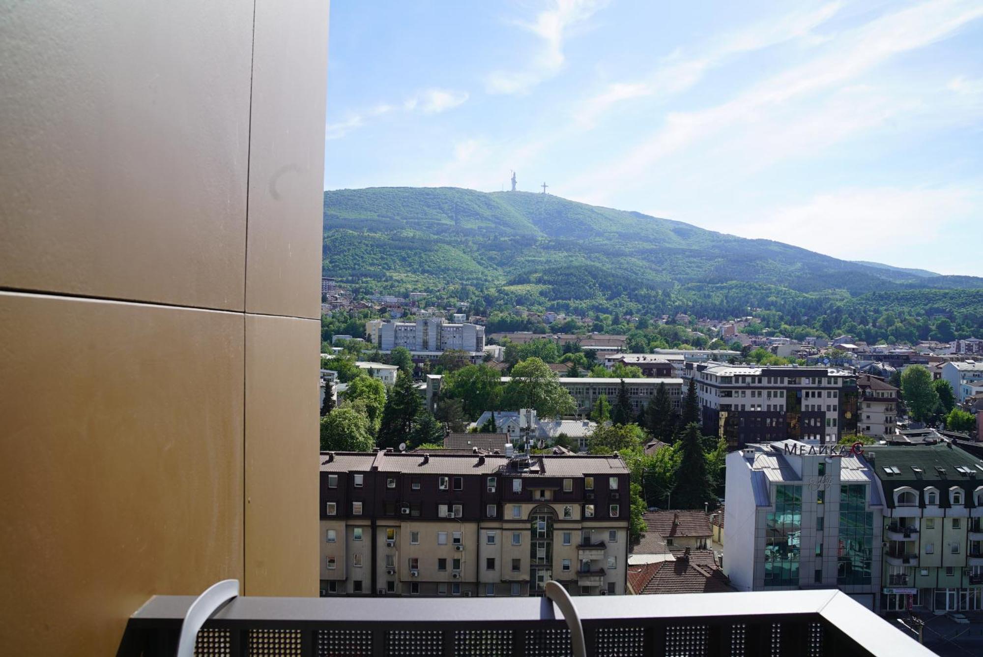 Diamond 72 Apartment , Skopje City - Center, Diamond Residences, Free Parking Exterior photo