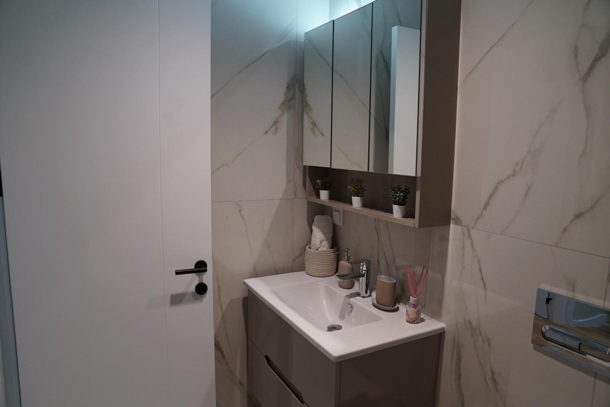 Diamond 72 Apartment , Skopje City - Center, Diamond Residences, Free Parking Exterior photo